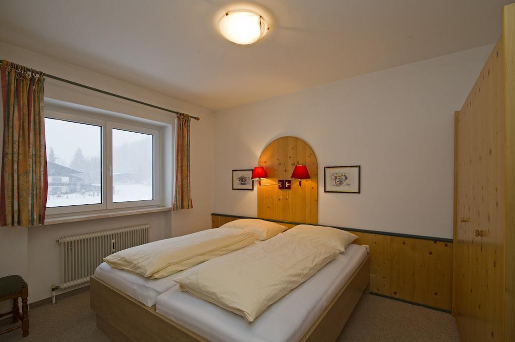 Tirolerhaus Lägenhet Walchsee Rum bild