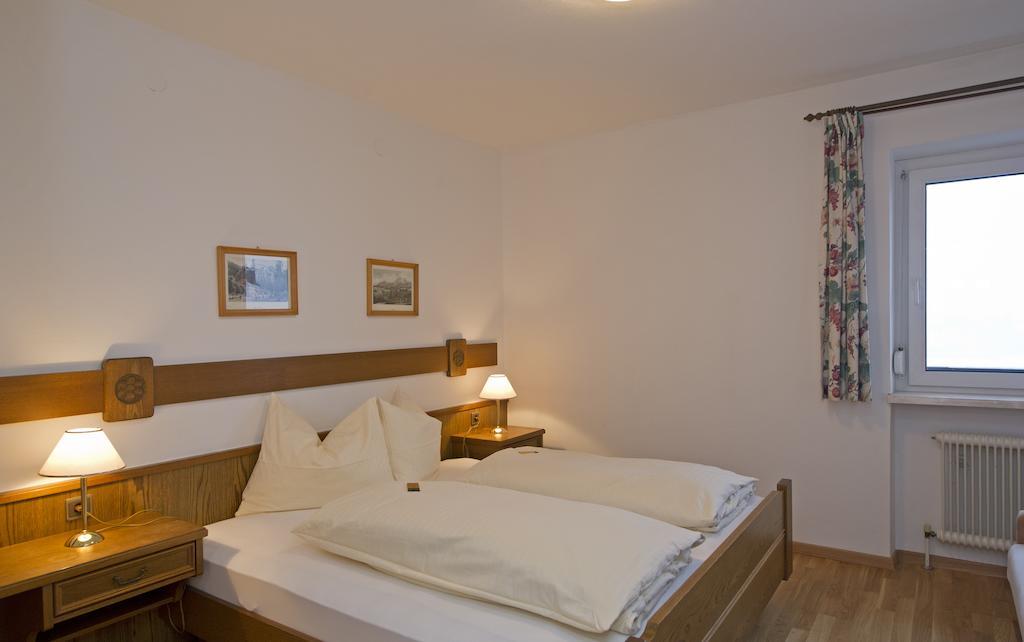 Tirolerhaus Lägenhet Walchsee Rum bild