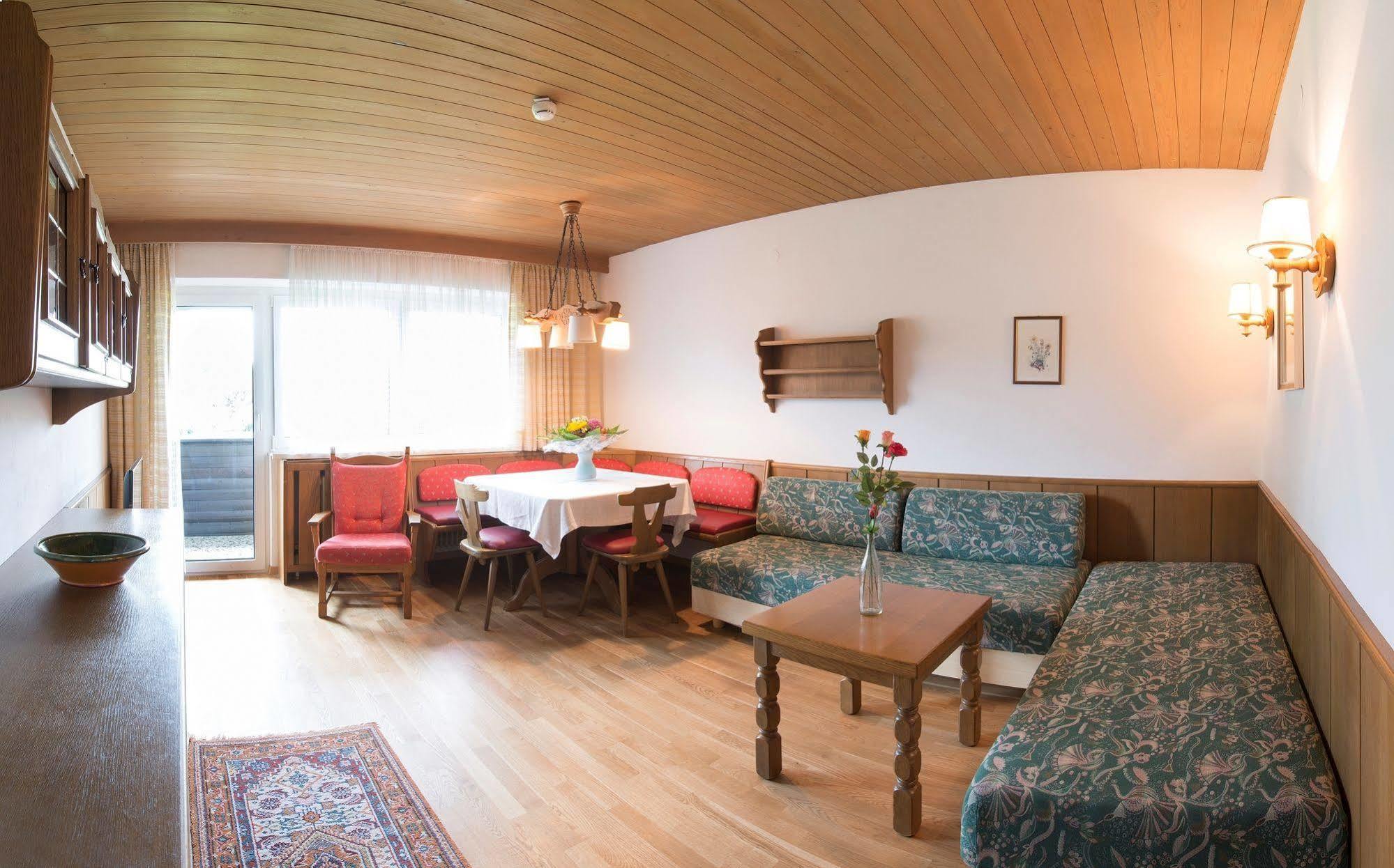 Tirolerhaus Lägenhet Walchsee Exteriör bild
